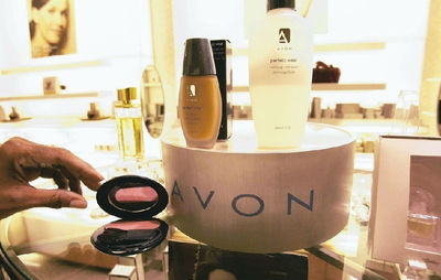 雅芳落幕 最后一家美国工厂易主，百年本土制造历史终结